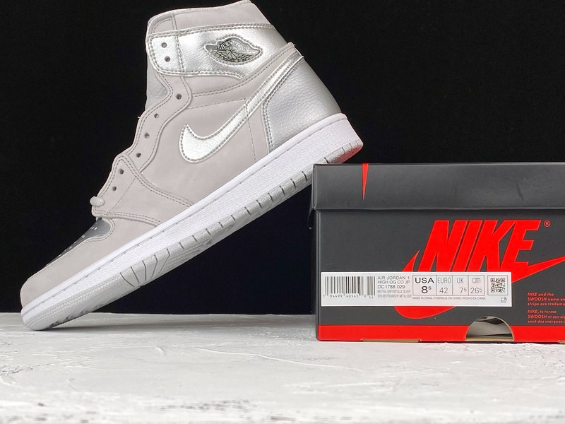 Air Jordan 1 High OG Japan